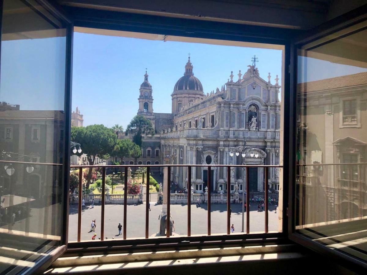 דירות קטאניה La Finestra Sul Duomo מראה חיצוני תמונה